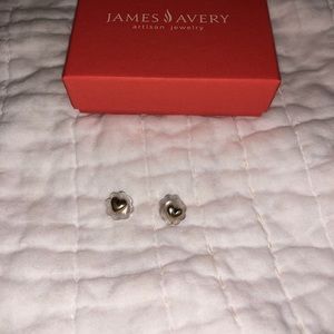 *NEVER WORN* James Avery Heart Earrings